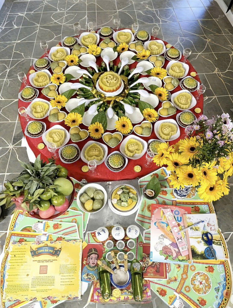 Tone V&agrave;ng - B&eacute; G&aacute;i - G&oacute;i 1