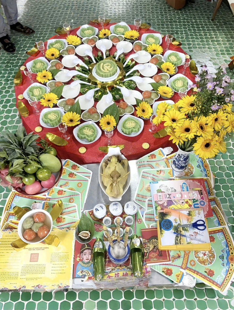 Tone Xanh - B&eacute; G&aacute;i - G&oacute;i 2